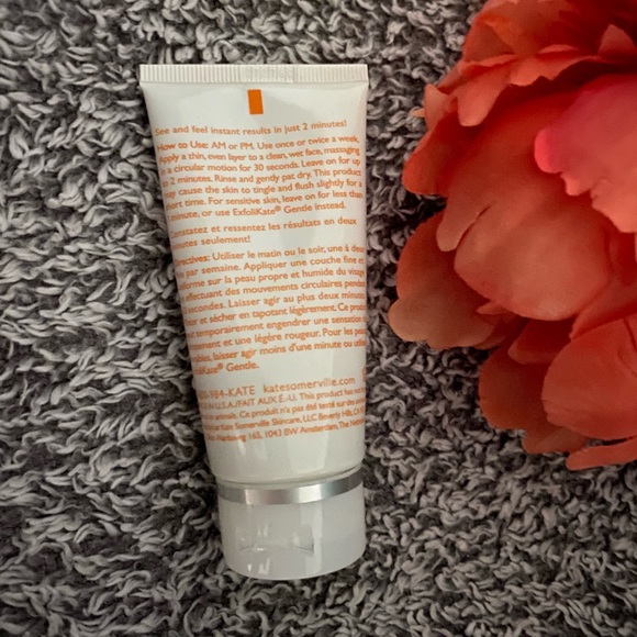 πHPπKATE SOMERVILLE EXFOLIKATE TREATMENT - Picture 4 of 15